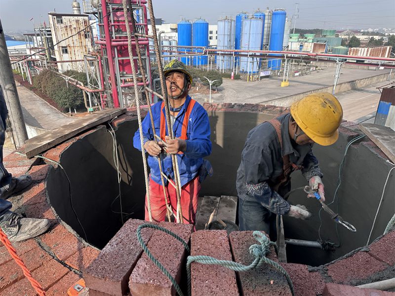 江西高信前沿科技50米砖烟囱新建加高改造防腐